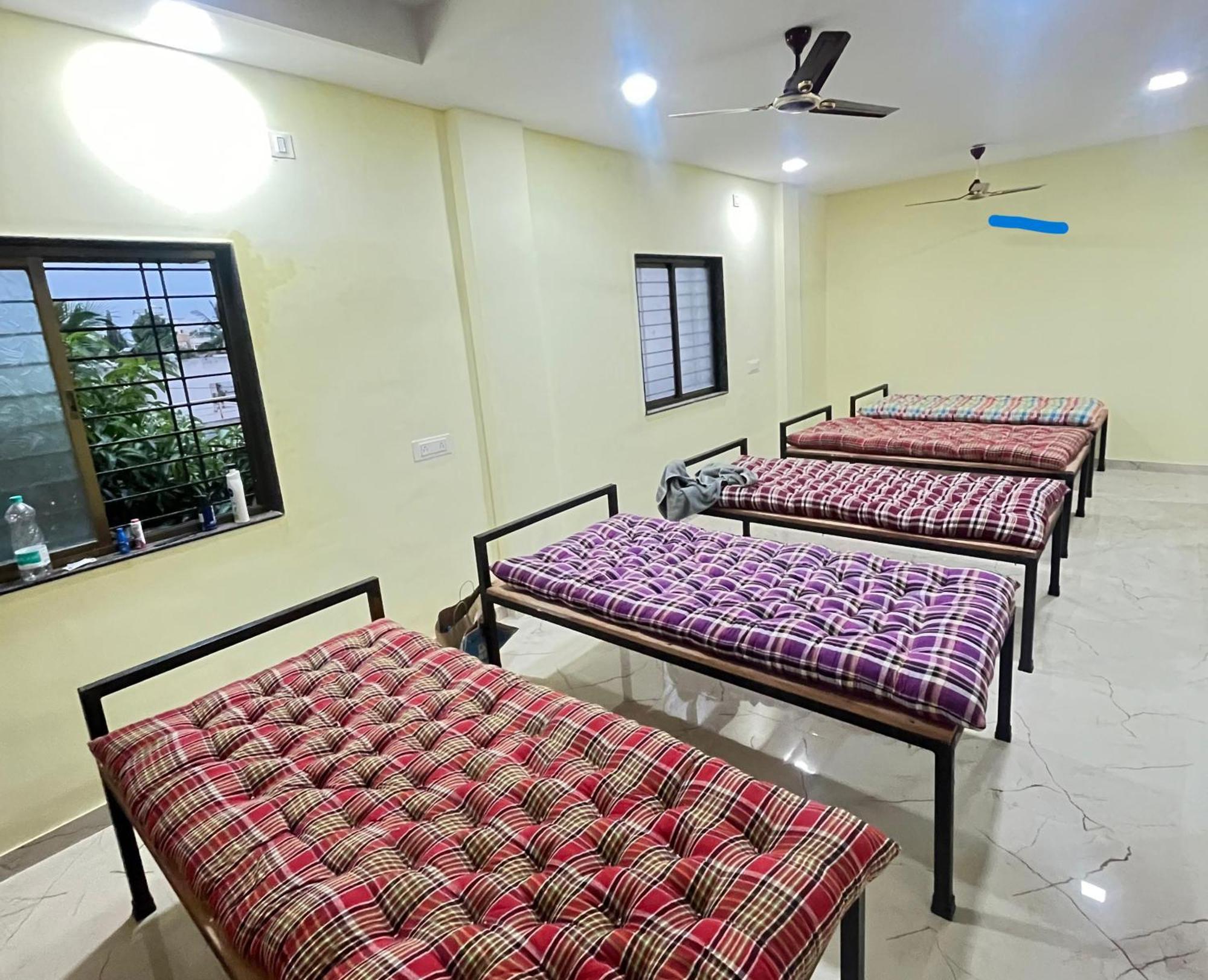 Shree Swami Samarth Pg Rooms For Boys Solapur Dış mekan fotoğraf