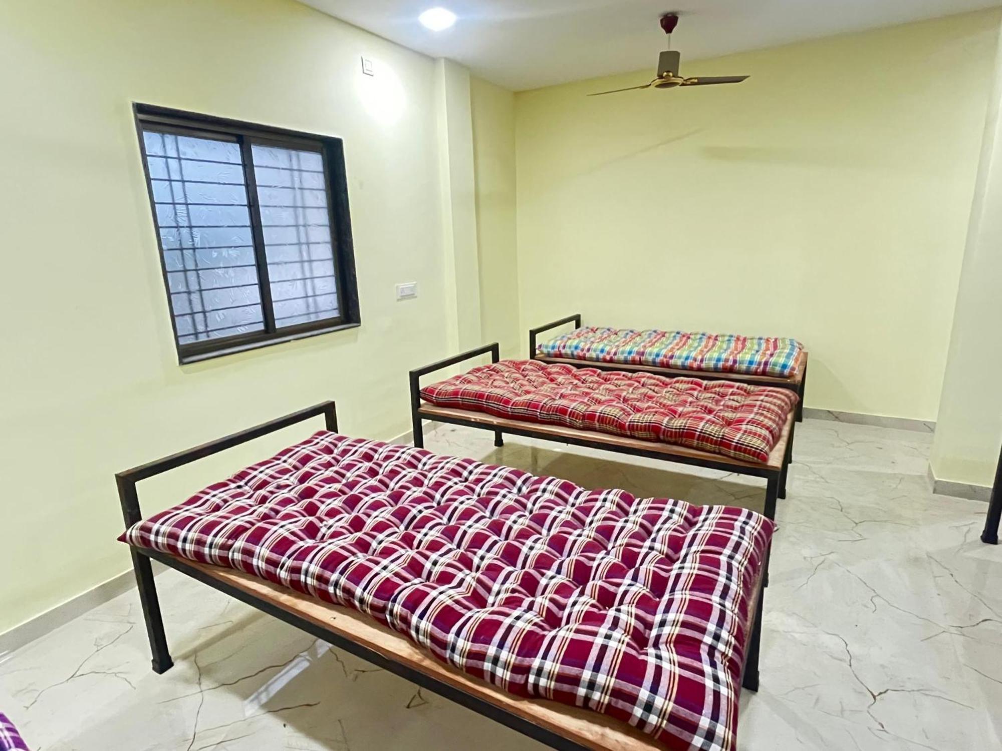 Shree Swami Samarth Pg Rooms For Boys Solapur Dış mekan fotoğraf